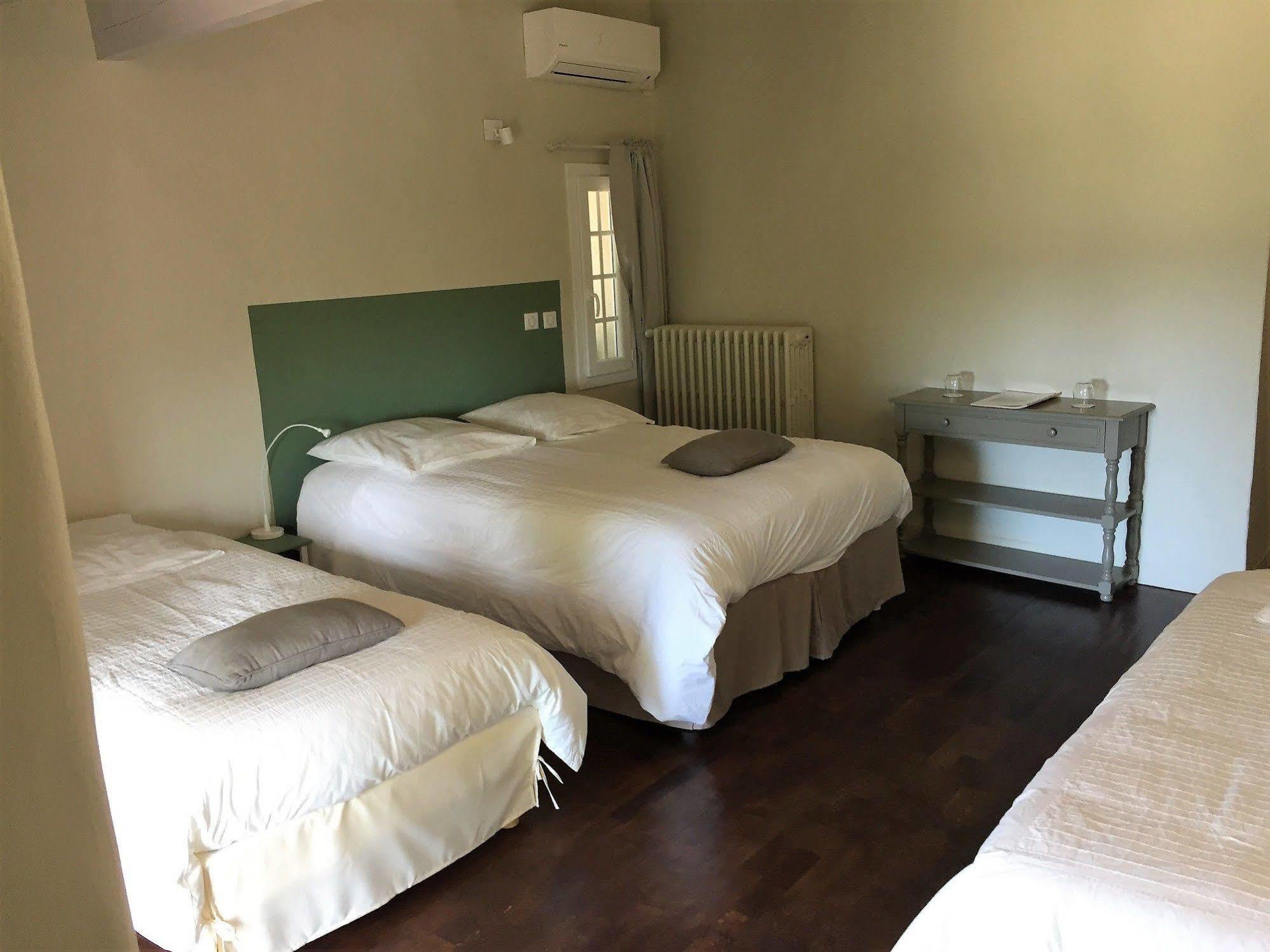 Domaine De La Pomme Hotel Тре Екстериор снимка