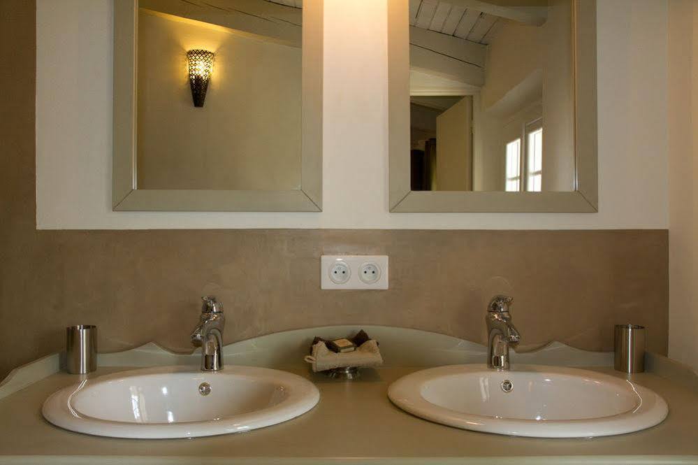 Domaine De La Pomme Hotel Тре Екстериор снимка