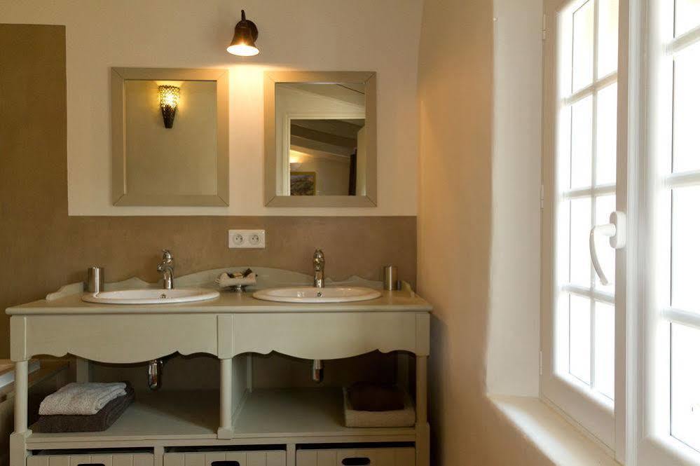 Domaine De La Pomme Hotel Тре Екстериор снимка