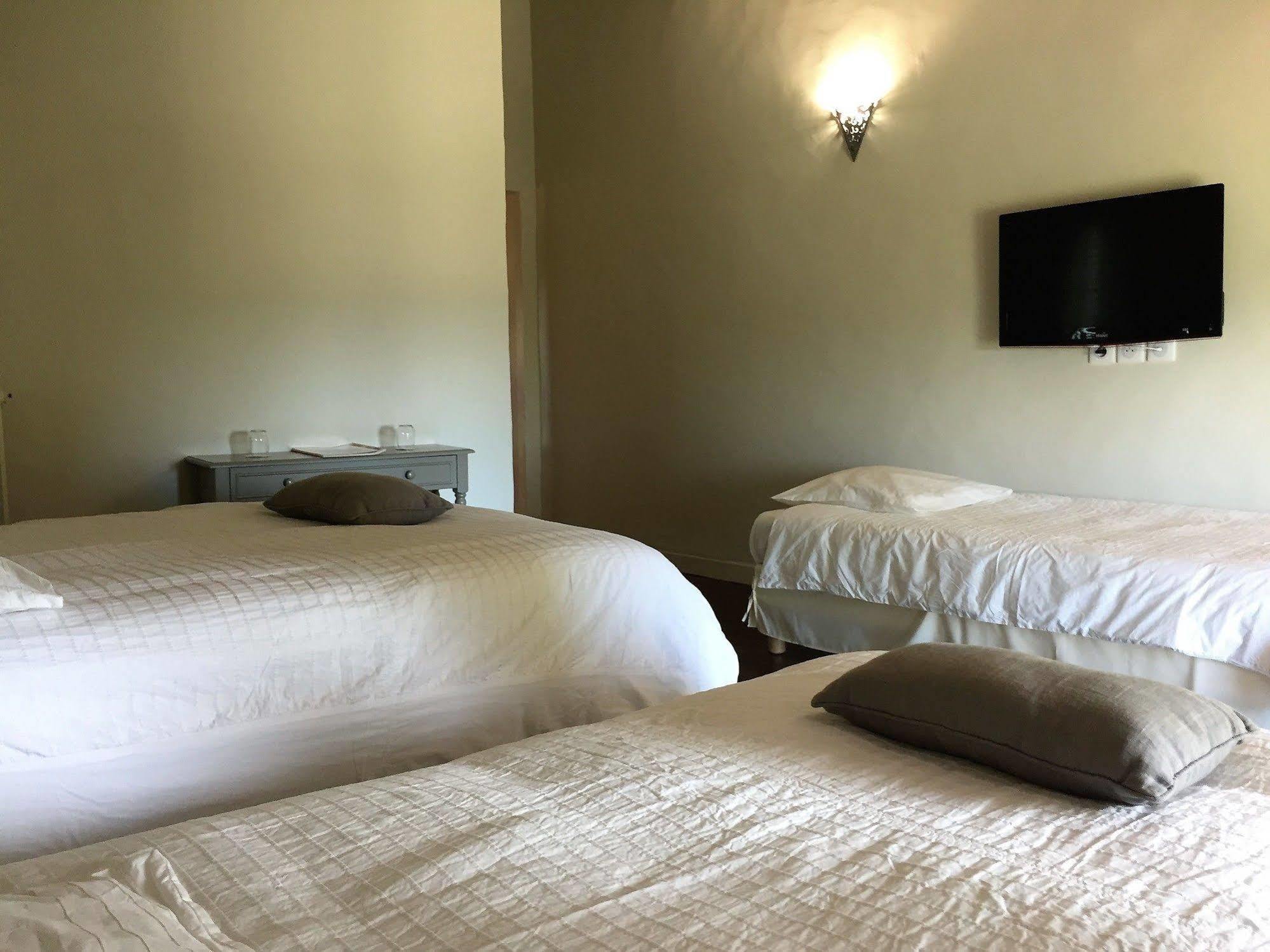 Domaine De La Pomme Hotel Тре Екстериор снимка